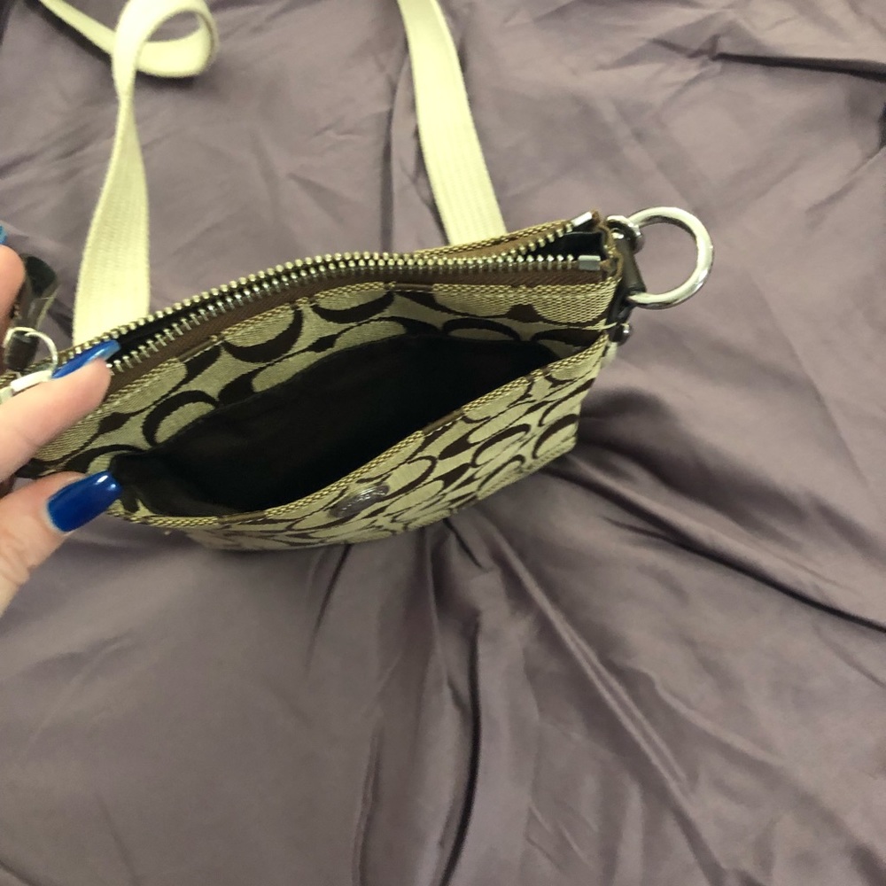 Authentic Coach Crossbody purse - Picture 3 of 7